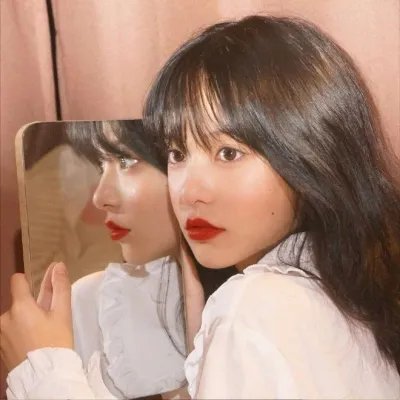 低头不见抬头见